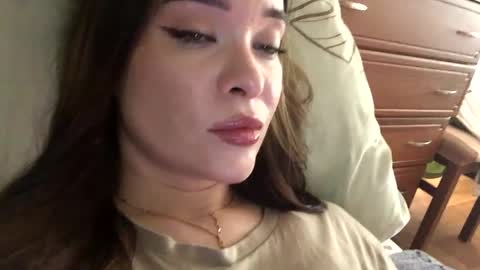 magggg658318 online show from September 9, 2025, 10:37 am