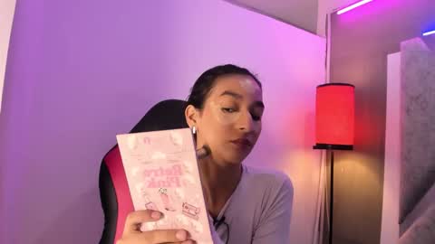 Maggie online show from December 15, 2025, 12:31 pm