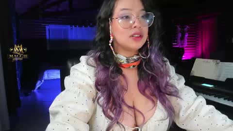 Luna online show from April 20, 2026, 12:46 am