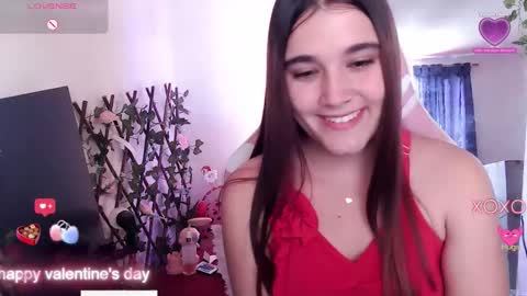 Luna  online show from February 14, 2026, 5:53 pm