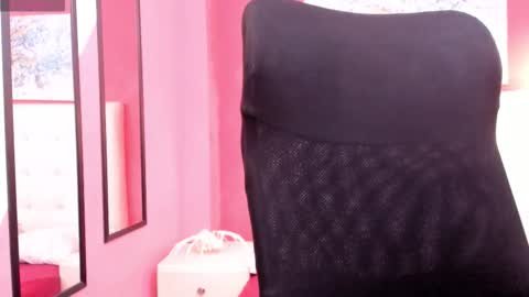 Snapshot of magic_axa_graham chatting on November 19, 2025, 8:53 pm My name is magic axa grahamDont forget to follow me IG online show from November 19, 2025, 8:53 pm