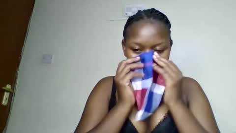 Bliss online show from December 18, 2025, 2:06 am