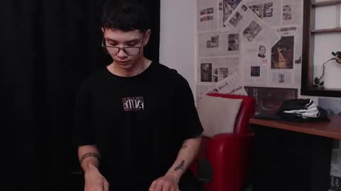 Damian Rivers online show from March 1, 2025, 10:42 pm