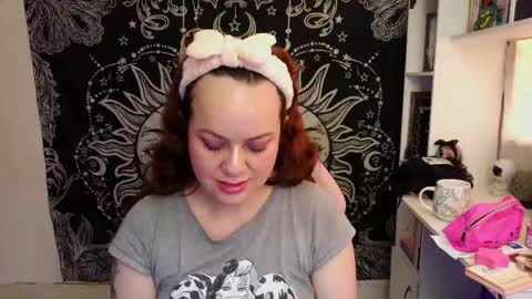 Claire online show from April 14, 2026, 9:54 pm