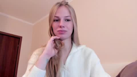 Alice  online show from November 17, 2025, 10:21 am