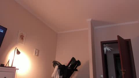 Alice  online show from February 4, 2026, 10:43 am