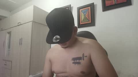 magic_milk23 online show from September 20, 2025, 3:18 am