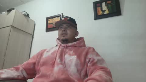 magic_milk23 online show from November 2, 2025, 1:41 am