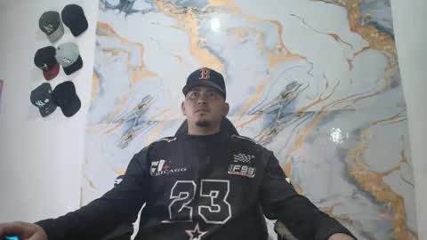 magic_milk23 online show from June 5, 2026, 7:58 am
