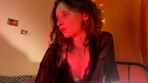 Mikky or Moon online show from February 1, 2025, 7:23 pm