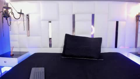 Snapshot of magic_zahara chatting on February 12, 2026, 4:07 am magic_zahara online show from February 12, 2026, 4:07 am