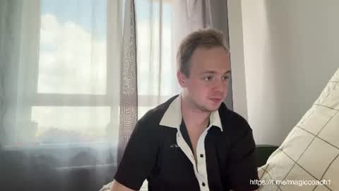 Snapshot of magicapproach chatting on June 29, 2026, 10:15 am magicapproach online show from June 29, 2026, 10:15 am