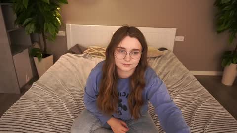 Emily online show from December 12, 2024, 7:04 pm