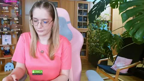 Nicole online show from January 19, 2025, 3:50 am