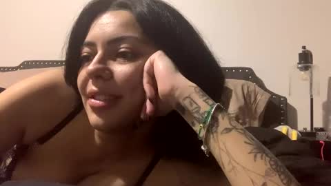 Snapshot of magicvalentine11 chatting on December 18, 2025, 8:09 am magicvalentine11 online show from December 18, 2025, 8:09 am