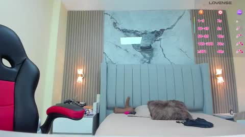 magievans1 online show from November 1, 2025, 12:07 pm