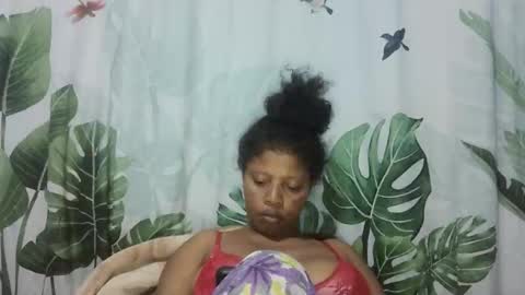 Snapshot of magniah chatting on January 13, 2026, 6:24 pm magniah online show from January 13, 2026, 6:24 pm