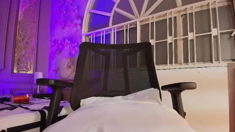 Magnus Alejo online show from December 16, 2025, 1:10 am