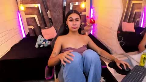 Snapshot of mahiara_hot chatting on July 28, 2026, 4:39 pm mahiara hot online show from July 28, 2026, 4:39 pm