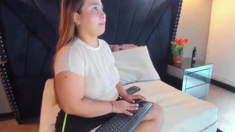 MAHIA online show from October 5, 2025, 1:31 pm