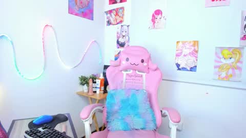   online show from October 20, 2025, 3:01 pm