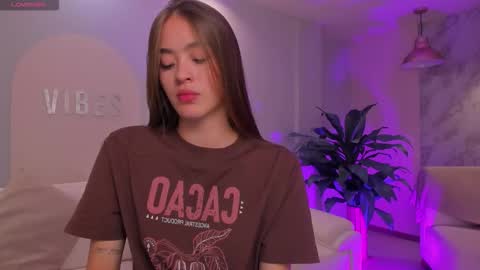  Maia  online show from September 30, 2025, 6:24 pm