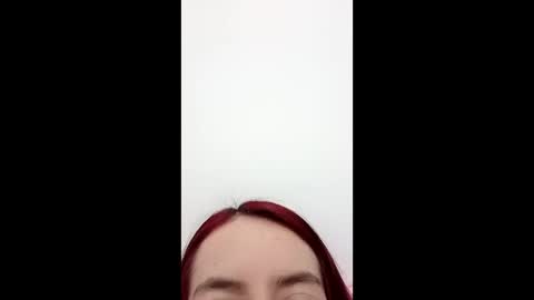 Snapshot of maiarosse_ chatting on February 23, 2025, 2:51 am MaiaRosse online show from February 23, 2025, 2:51 am