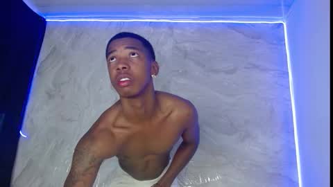 maicoljorda1 online show from September 12, 2025, 12:16 pm