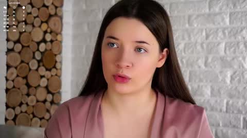 Snapshot of maidabuoy chatting on September 25, 2025, 2:26 am Lucy online show from September 25, 2025, 2:26 am