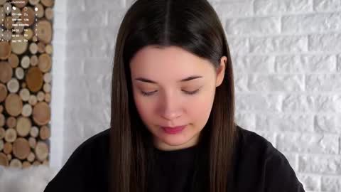 Snapshot of maidabuoy chatting on October 10, 2025, 4:11 am Lucy online show from October 10, 2025, 4:11 am