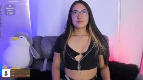 Maiden Queen online show from December 20, 2024, 5:51 pm