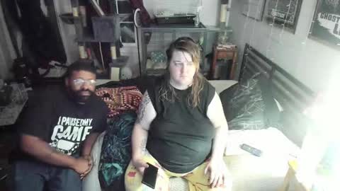 Snapshot of maidensaigexo chatting on October 20, 2025, 5:41 am Alyx online show from October 20, 2025, 5:41 am