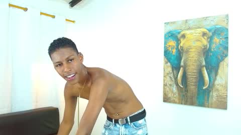 I am Maik online show from November 21, 2025, 9:24 pm