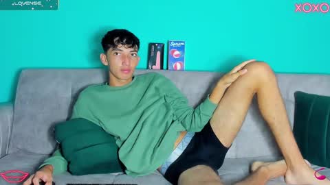 Maikol online show from October 14, 2025, 1:01 pm