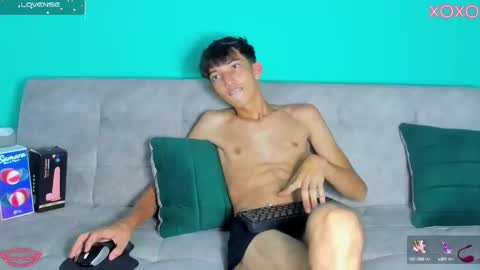 Maikol online show from October 15, 2025, 1:06 am