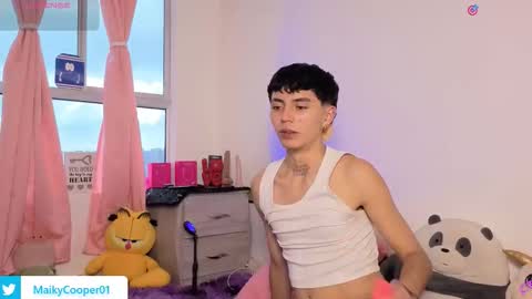 maiky_cooper01 online show from March 21, 2026, 2:31 pm