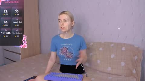 Your kitty online show from October 26, 2025, 3:01 am