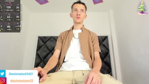 Maison Davis online show from December 31, 2024, 7:18 pm