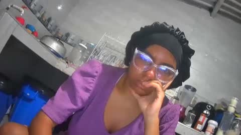 maite2020 online show from December 6, 2024, 11:00 am