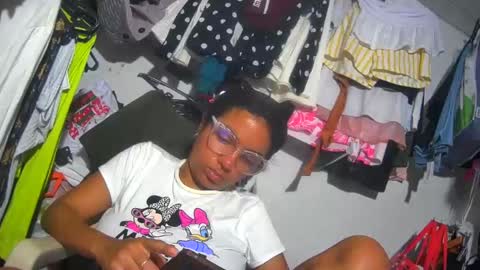 maite2020 online show from December 22, 2024, 1:23 am