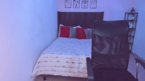 Maite online show from February 8, 2025, 3:30 am