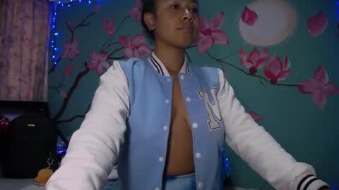 Maite online show from January 1, 2025, 12:00 pm