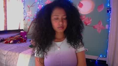 Maite online show from February 21, 2025, 8:05 pm