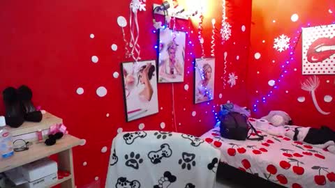 Maite online show from November 8, 2025, 11:43 am