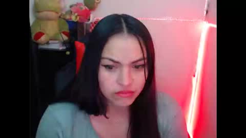 Snapshot of maitte_22 chatting on December 8, 2024, 6:54 am Hello friends Im on another account online show from December 8, 2024, 6:54 am