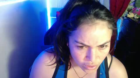 Snapshot of maitte_22 chatting on January 11, 2025, 1:37 am Hello friends Im on another account online show from January 11, 2025, 1:37 am