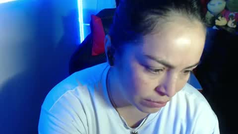 Snapshot of maitte_22 chatting on January 16, 2025, 1:48 am Hello friends Im on another account online show from January 16, 2025, 1:48 am