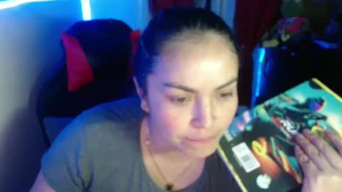Snapshot of maitte_22 chatting on January 22, 2025, 5:48 am Hello friends Im on another account online show from January 22, 2025, 5:48 am