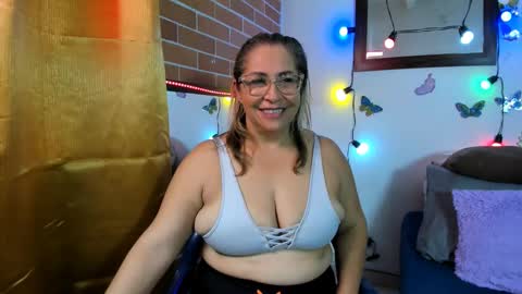 maja_hills online show from February 22, 2025, 9:26 pm