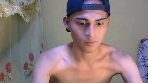 Snapshot of majestic_anne chatting on May 3, 2026, 12:44 pm Annalyn online show from May 3, 2026, 12:44 pm